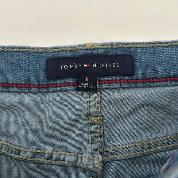 Tommy Hilfiger Jean shorts size 10 denim high waisted shorts - Picture 2 of 6